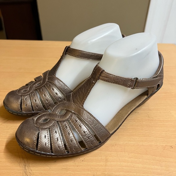 Clarks Shoes Clarks Pewter Taupe Wendy Tiger Sandals 75 Poshmark